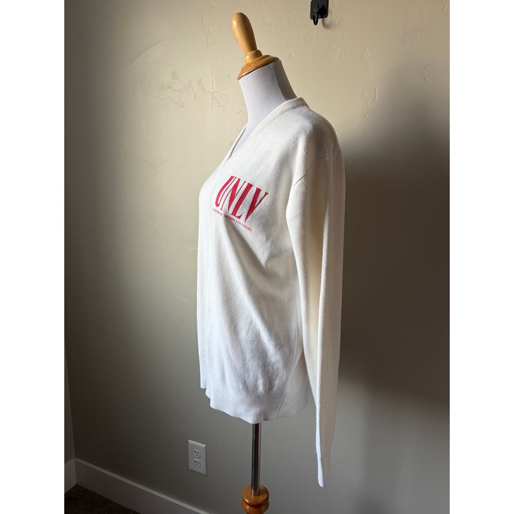 VTG McBriar White UNLV Women's V Neck Pullover Sweater Sz M - Picture 8 of 11